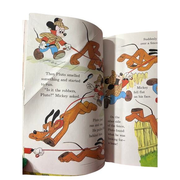 Walt Disney's Pluto the Detective Wonderful World of Reading Hardcover Book - Picture 6 of 11